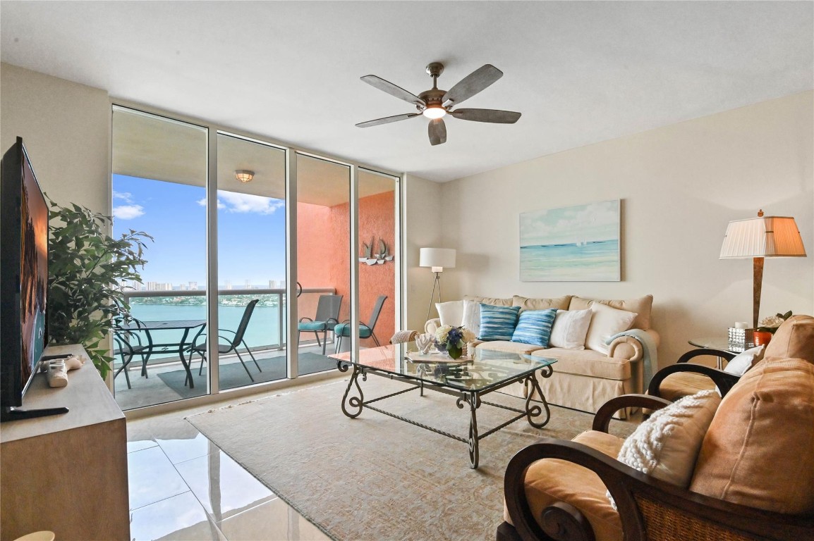 MARINA GRANDE - Residential Lease