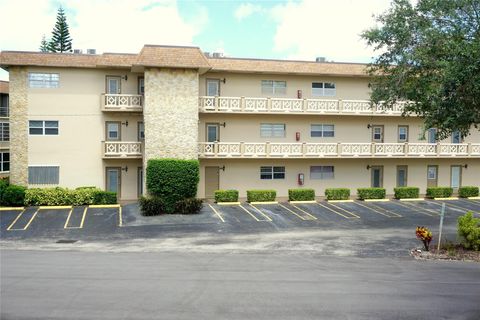 A home in Lauderdale Lakes