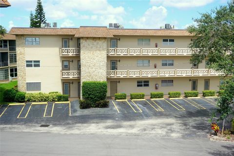 A home in Lauderdale Lakes