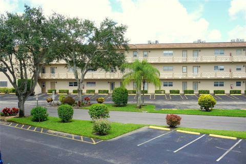 A home in Lauderdale Lakes