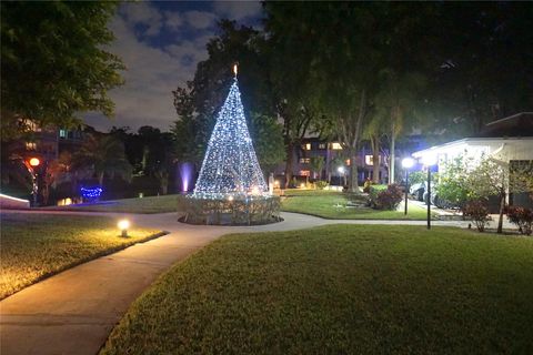 A home in Lauderdale Lakes