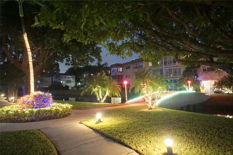 A home in Lauderdale Lakes