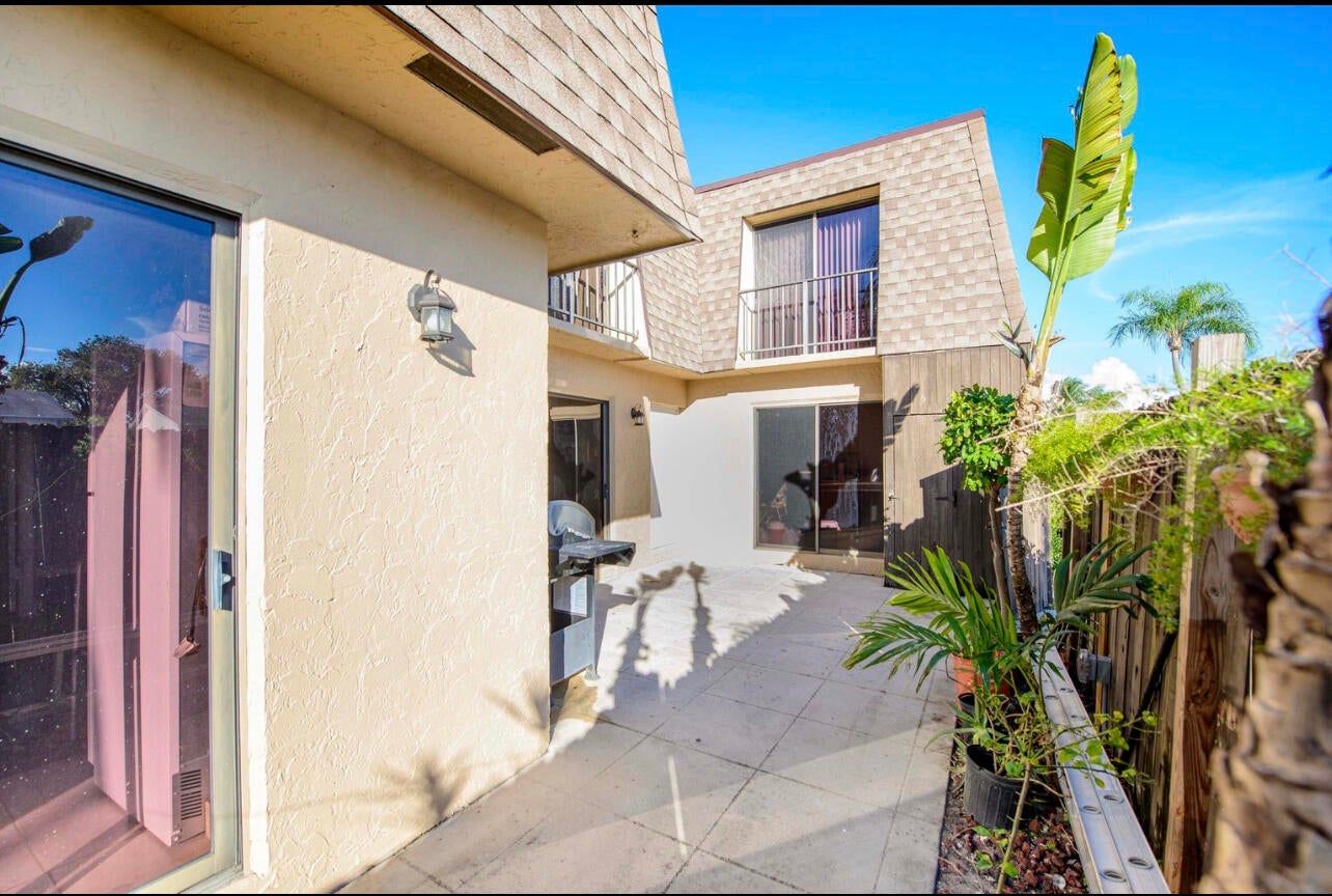 4101 N Waterview Circle 41-a