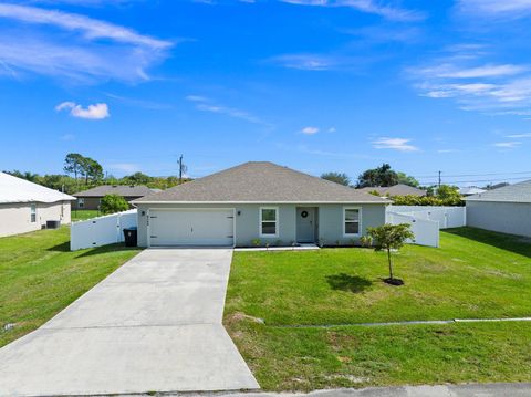 A home in Port St Lucie