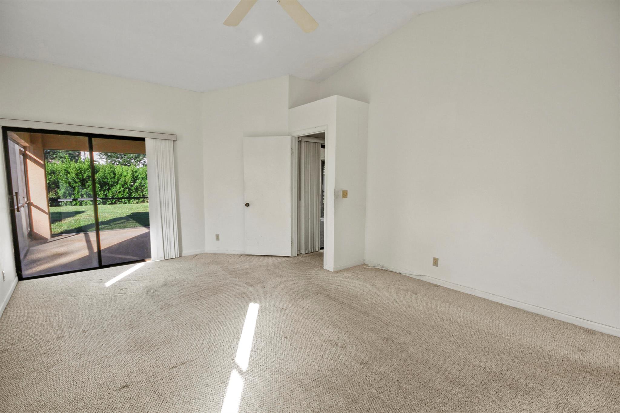 CRANBROOK LAKE ESTATES - Residential