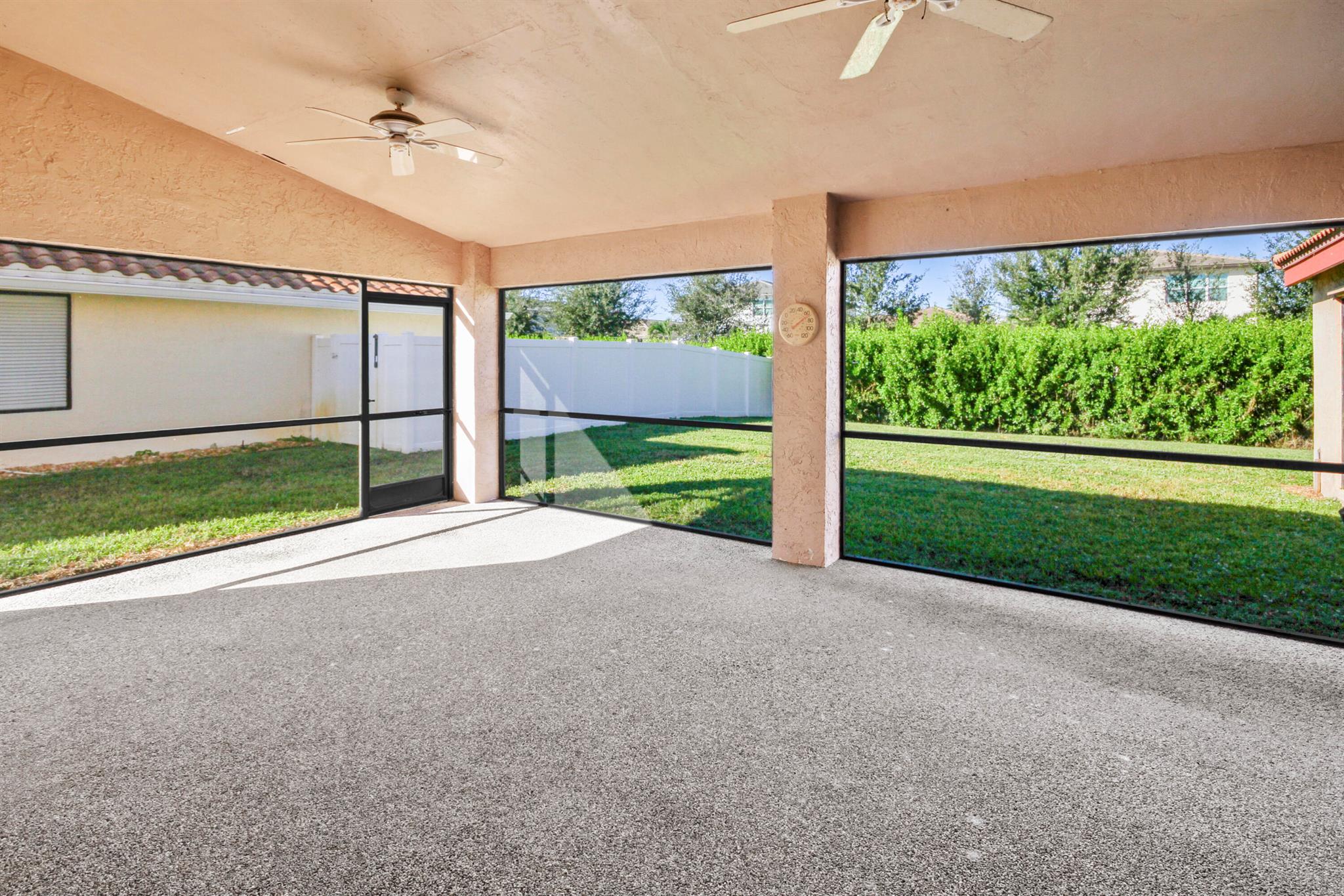 CRANBROOK LAKE ESTATES - Residential