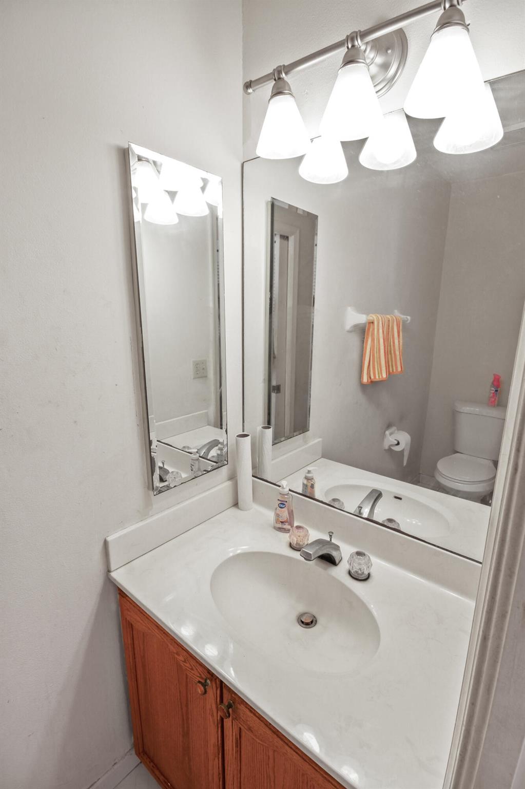 CRANBROOK LAKE ESTATES - Residential