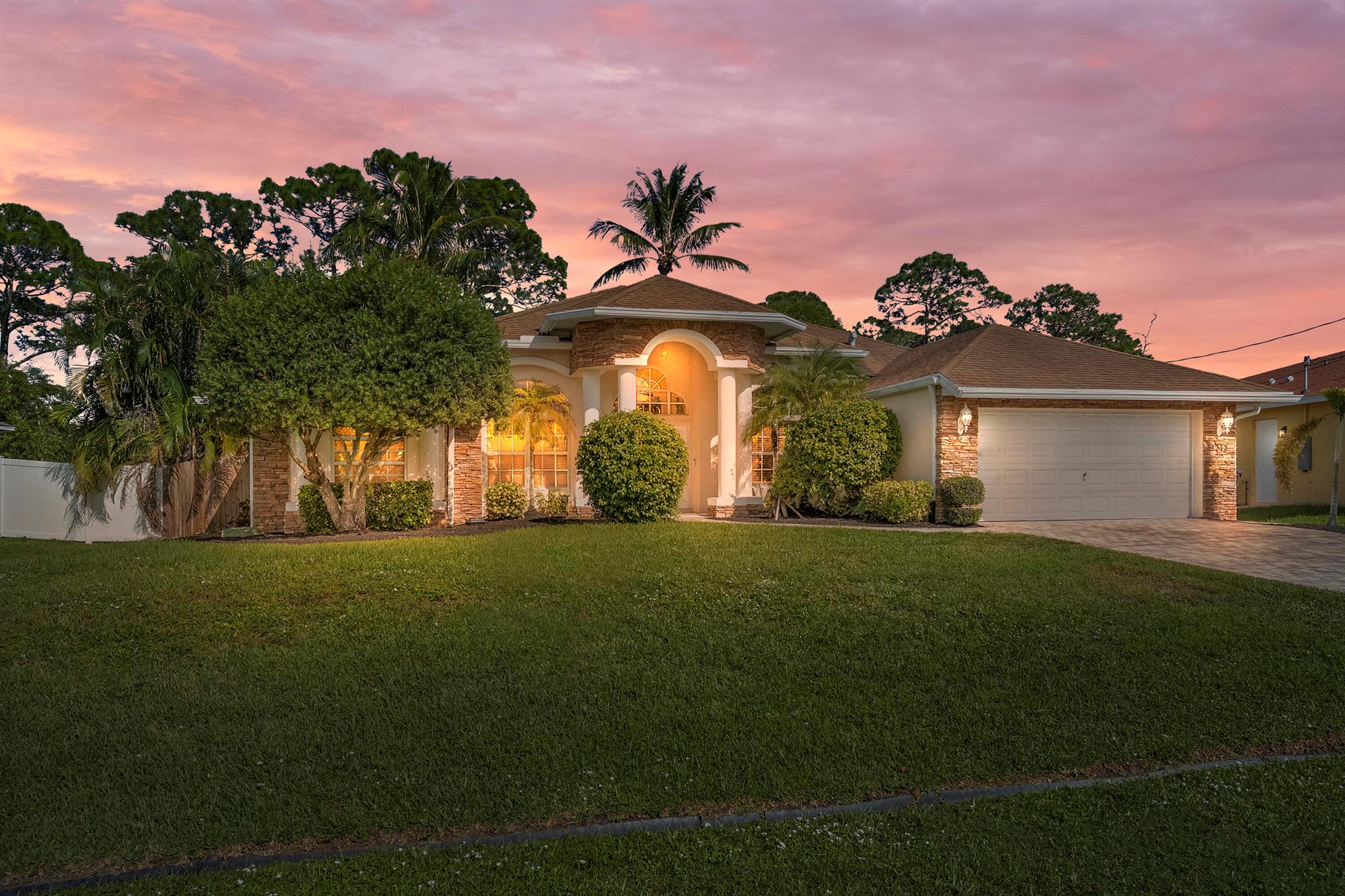 PORT ST LUCIE SECTION 33 - Residential