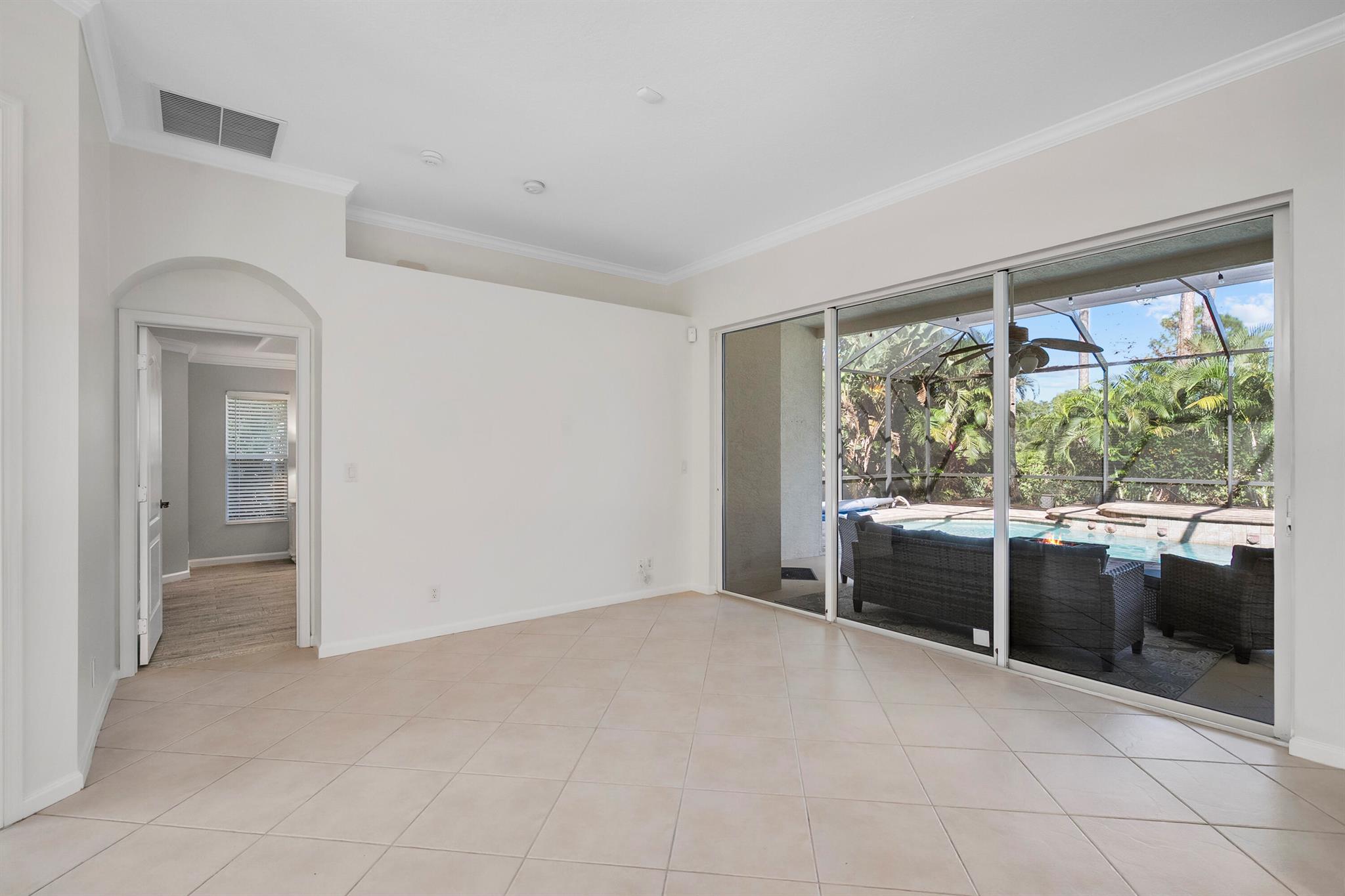 PORT ST LUCIE SECTION 33 - Residential