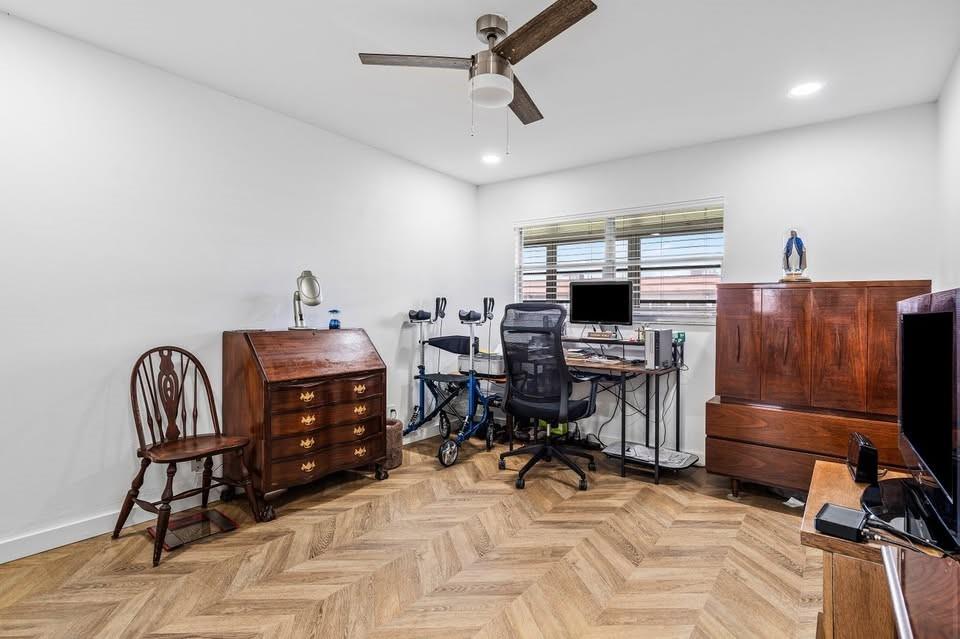 KINGS POINT SEVILLE CONDO - Residential