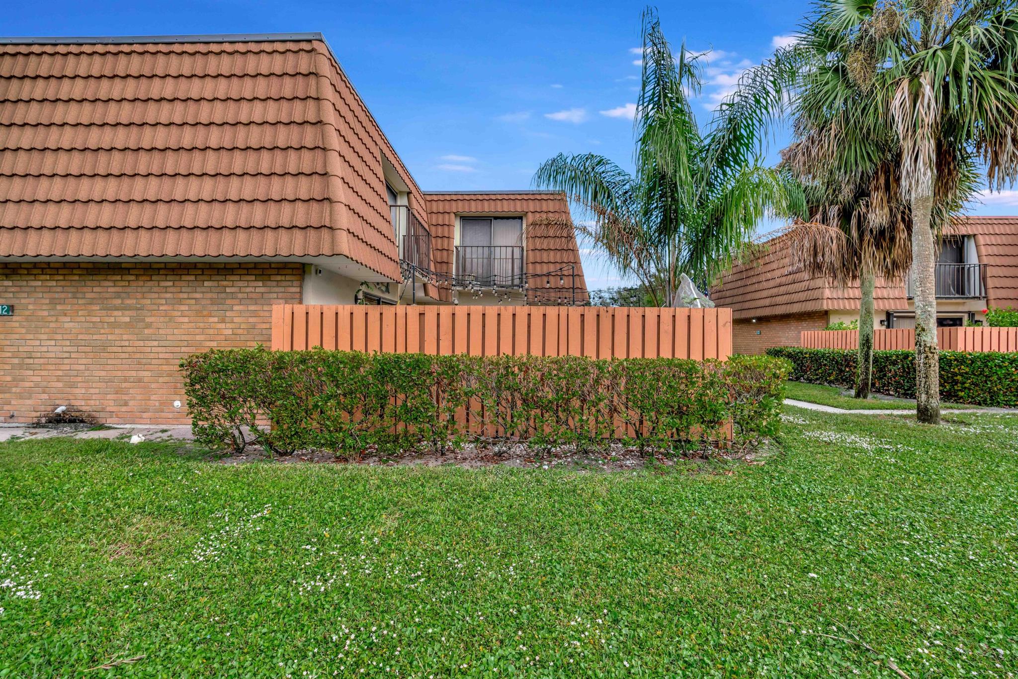 VILLAGE OF SANDALWOOD LAK - Residential