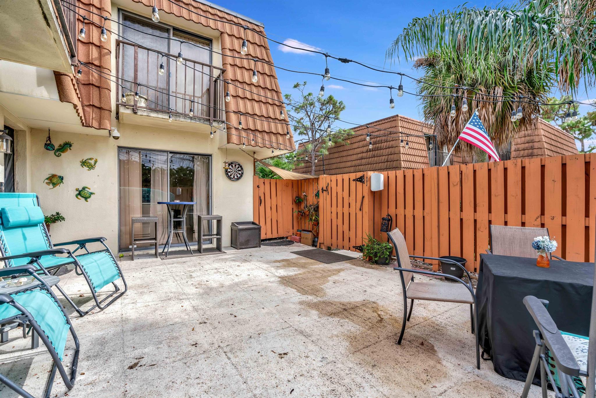 VILLAGE OF SANDALWOOD LAK - Residential