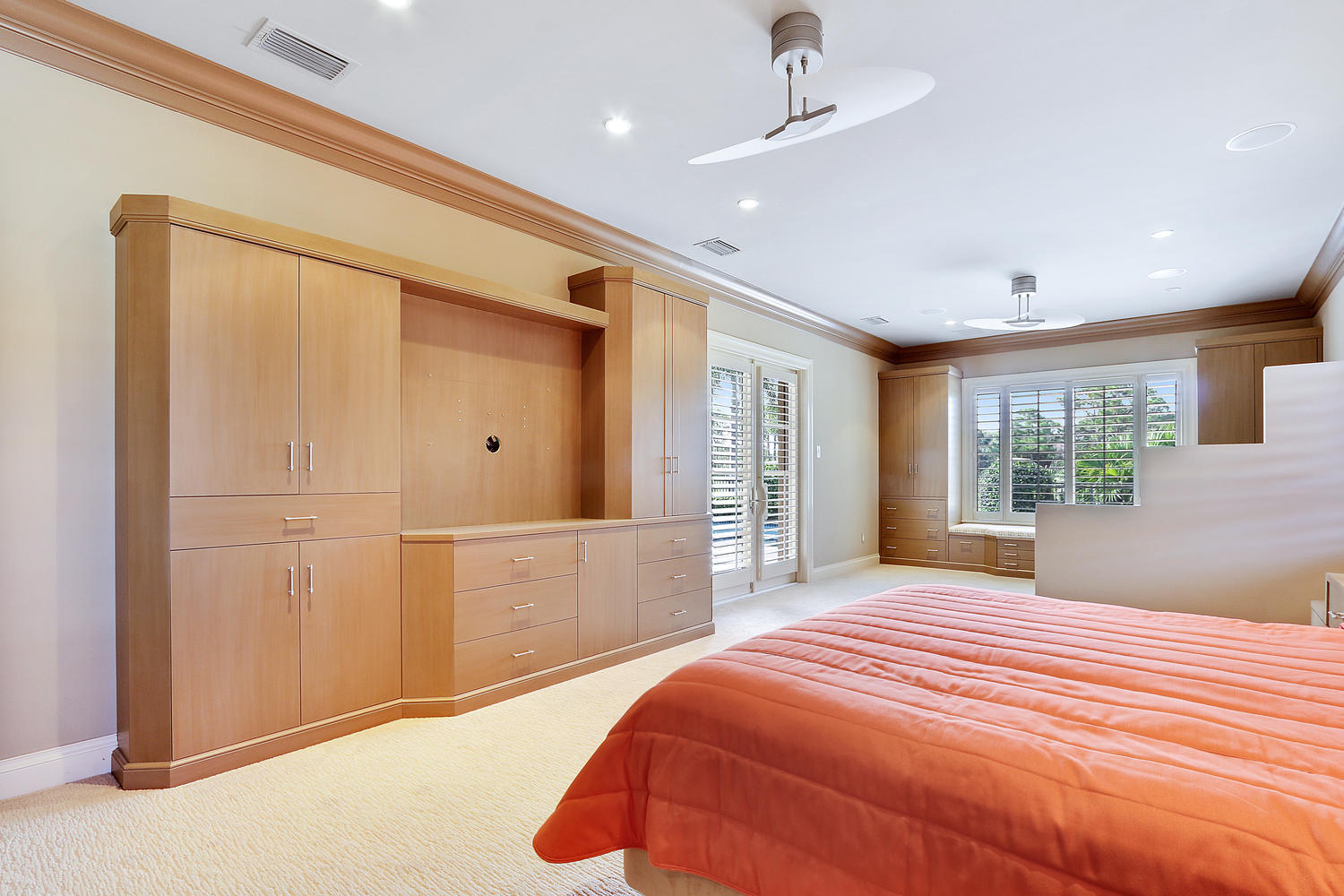 TRUMP NATIONAL - Residential