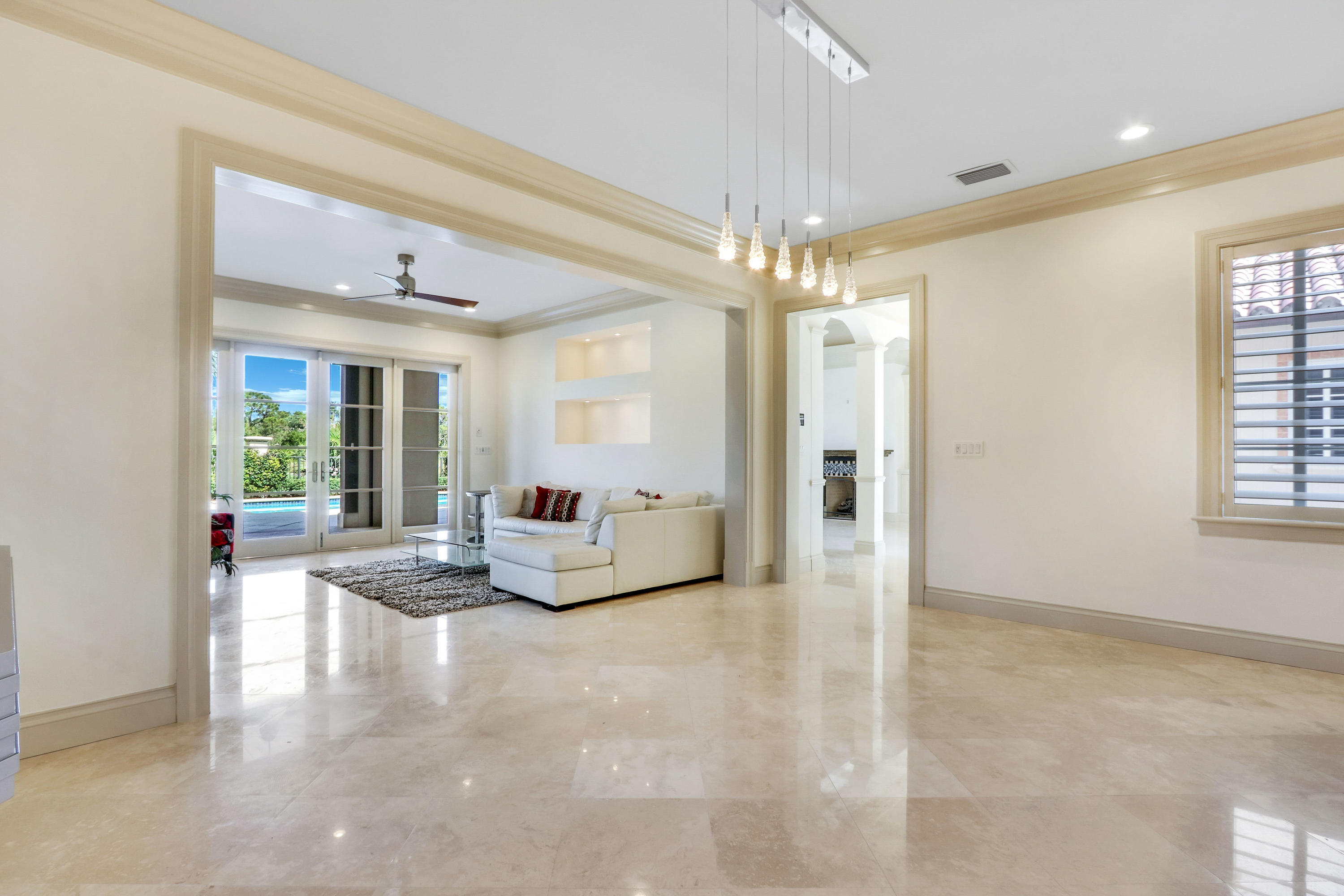 TRUMP NATIONAL - Residential