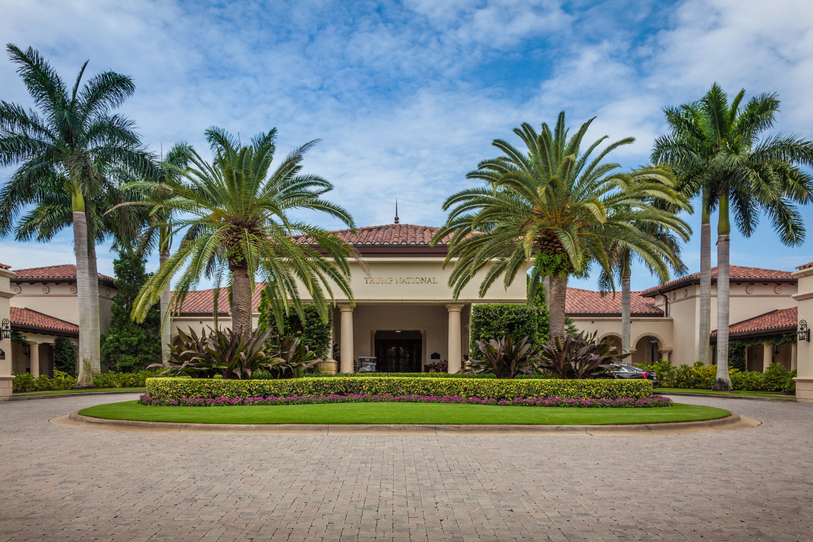 TRUMP NATIONAL - Residential