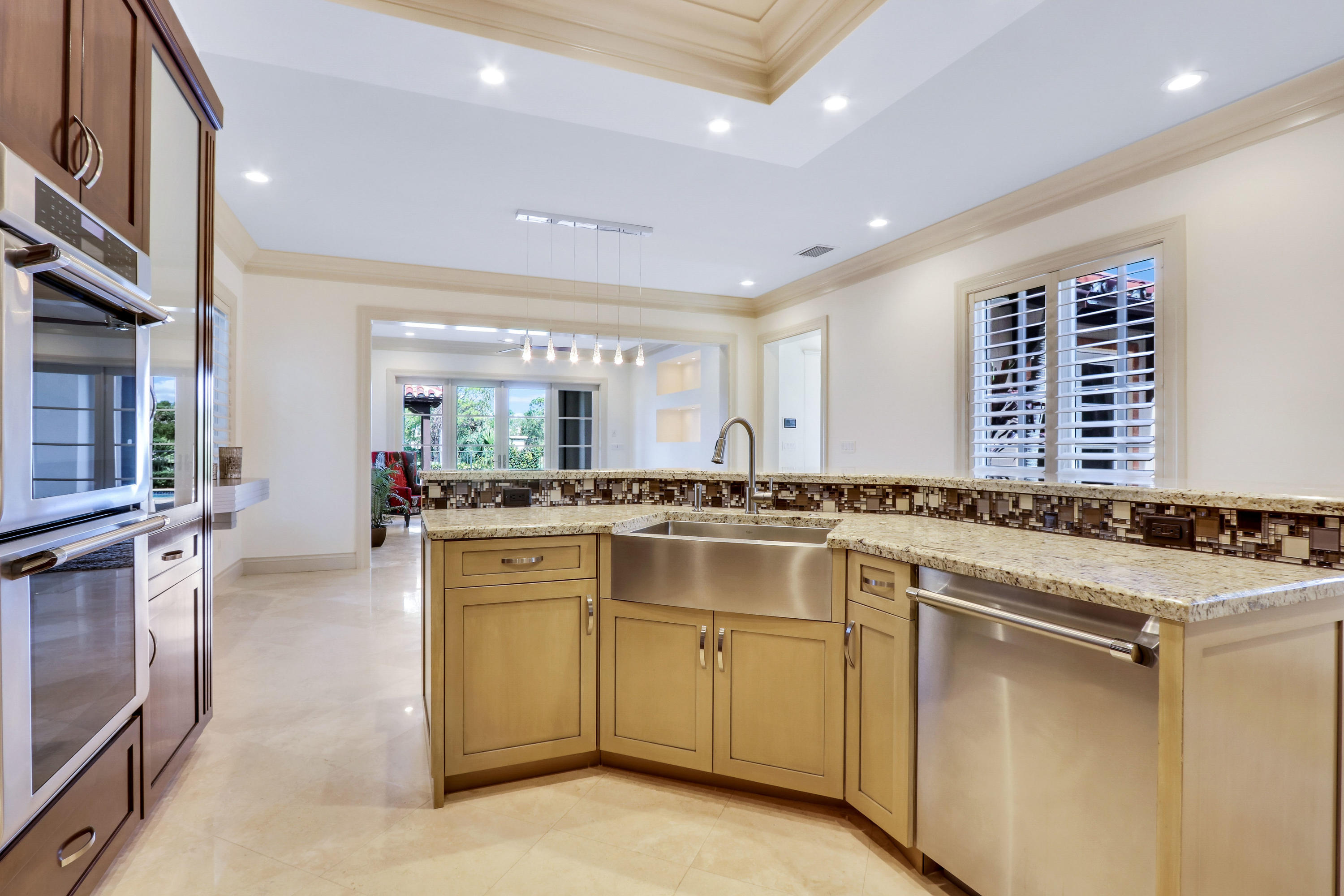 TRUMP NATIONAL - Residential