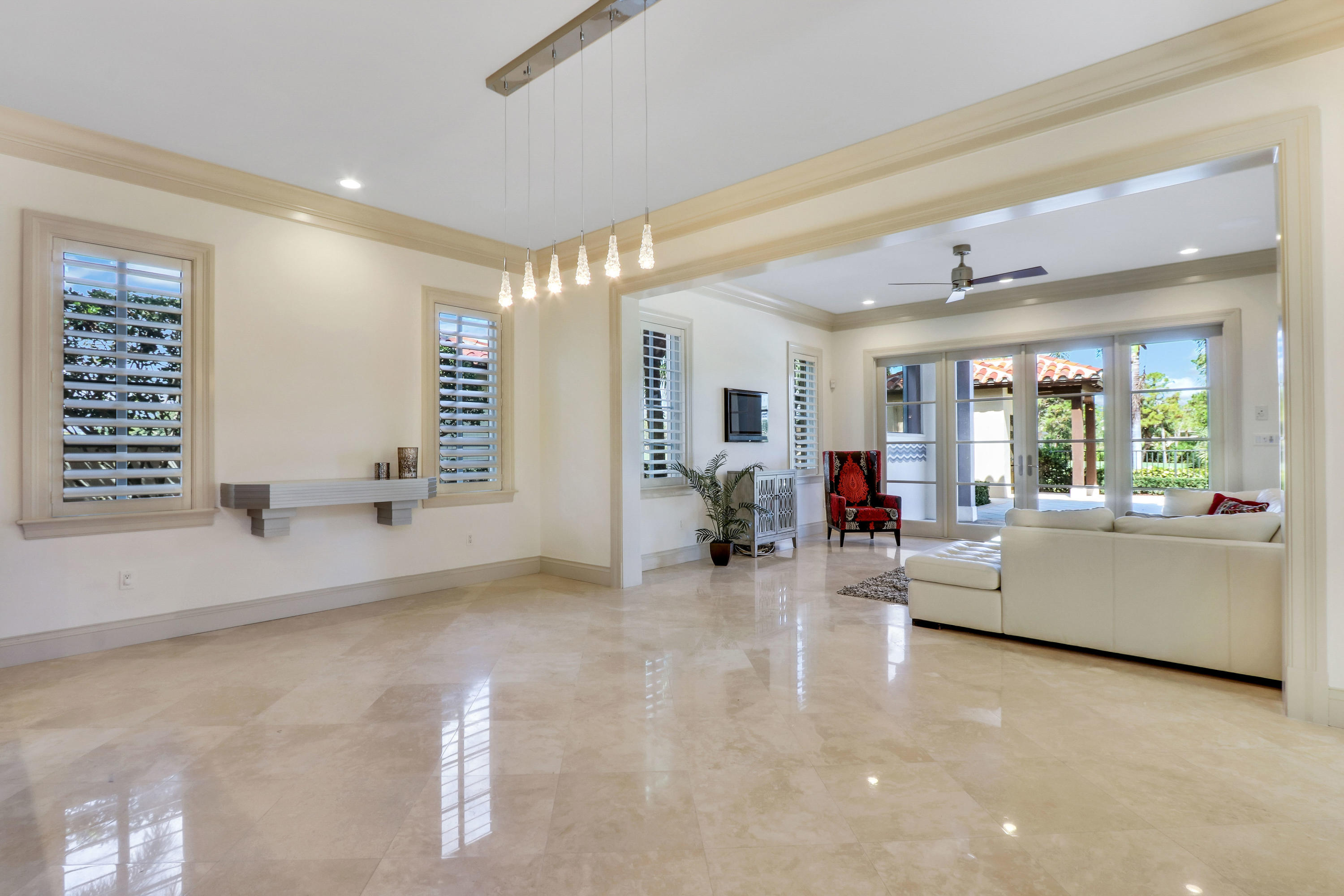 TRUMP NATIONAL - Residential