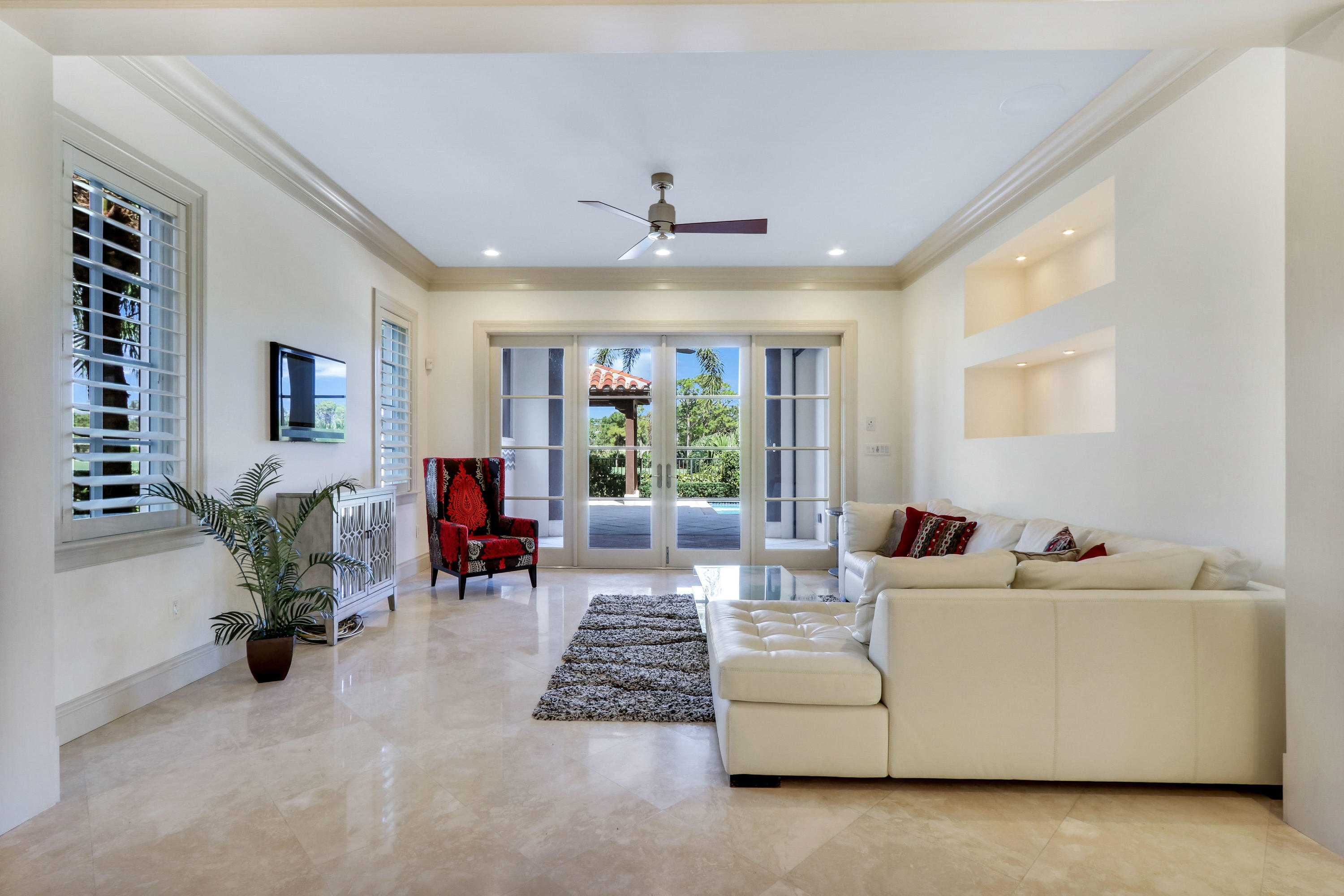 TRUMP NATIONAL - Residential