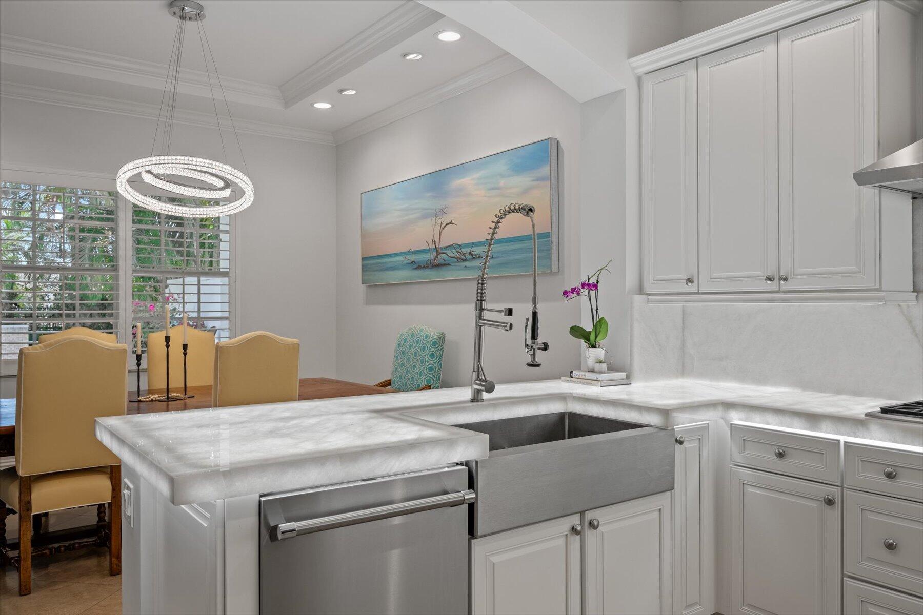 MARINER COURT CONDO - Residential