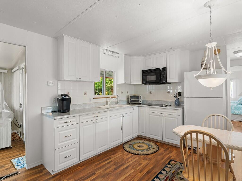 BLUE HERON MOBILE HOME PARK CO-OP - Residential