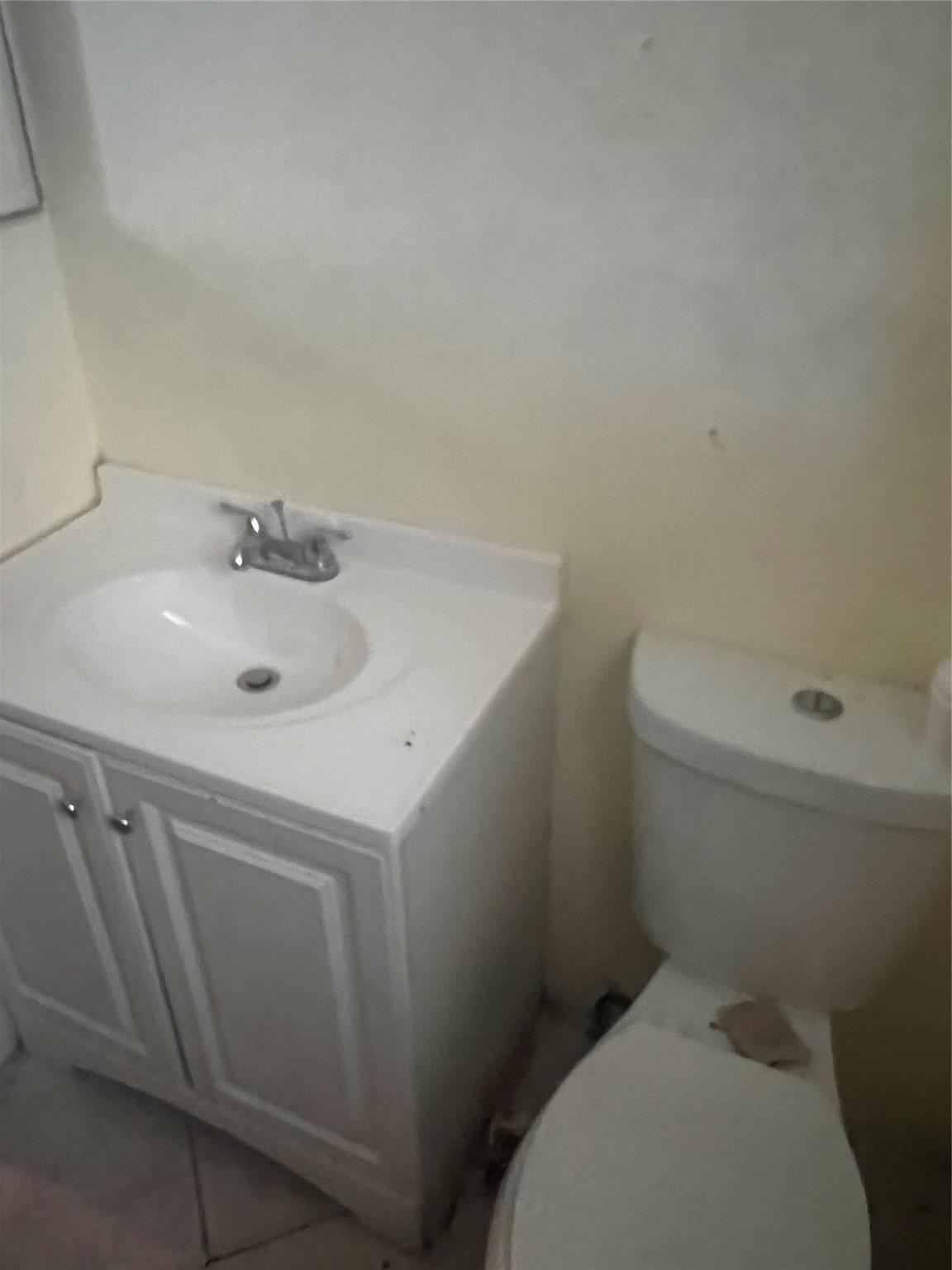 640 NW 16th St