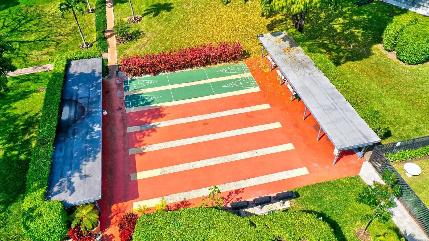 VILLAGES OF ORIOLE DEAUVILLE - Residential