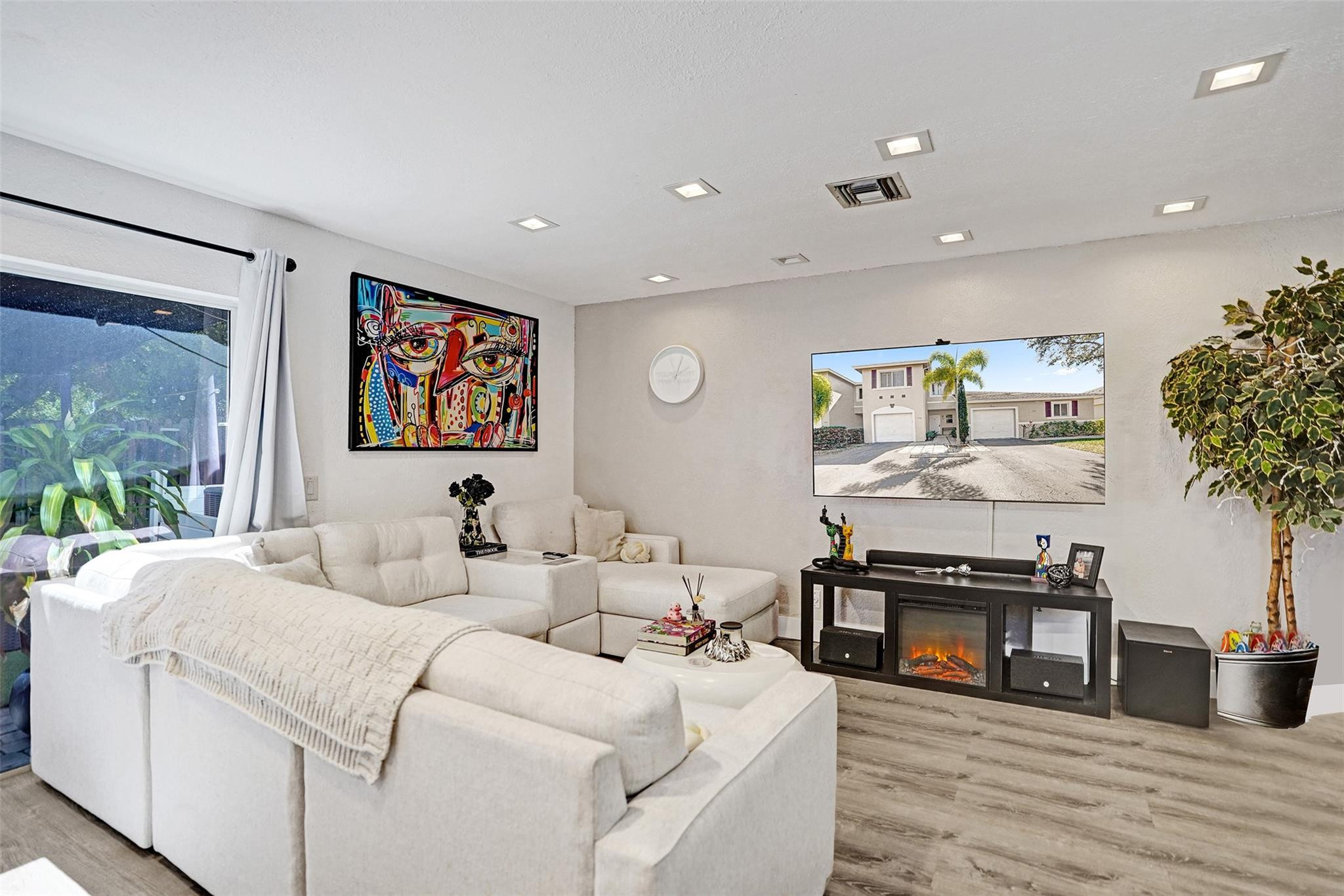 CRYSTAL LAKE VILLAGE - Residential