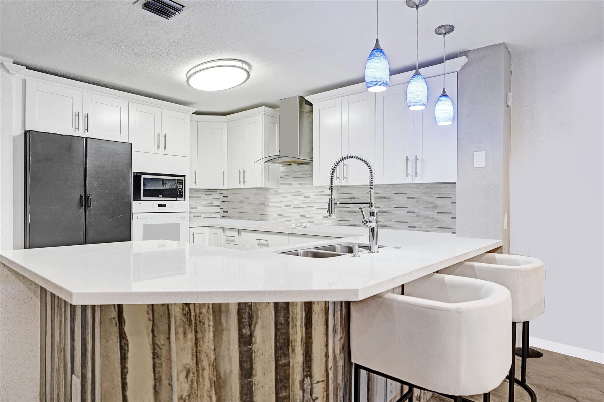 CRYSTAL LAKE VILLAGE - Residential