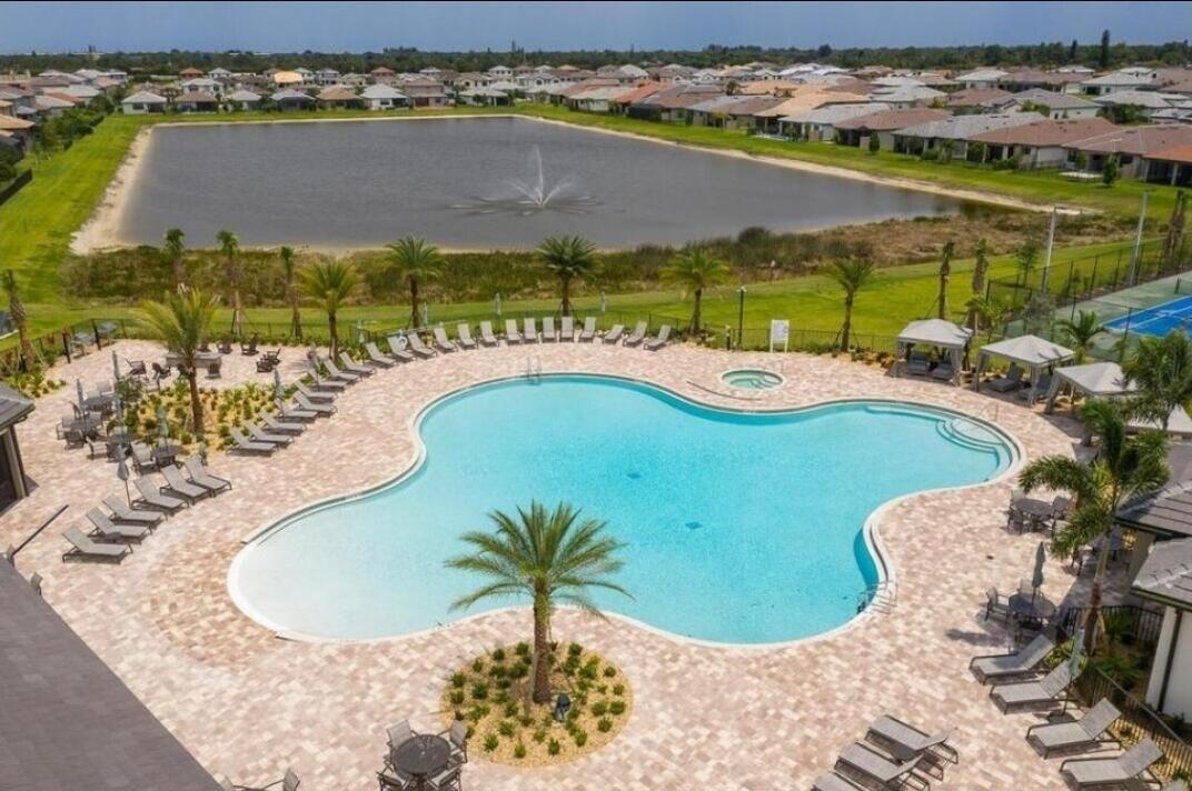 FIELDS AT GULFSTREAM POLO - Residential Lease