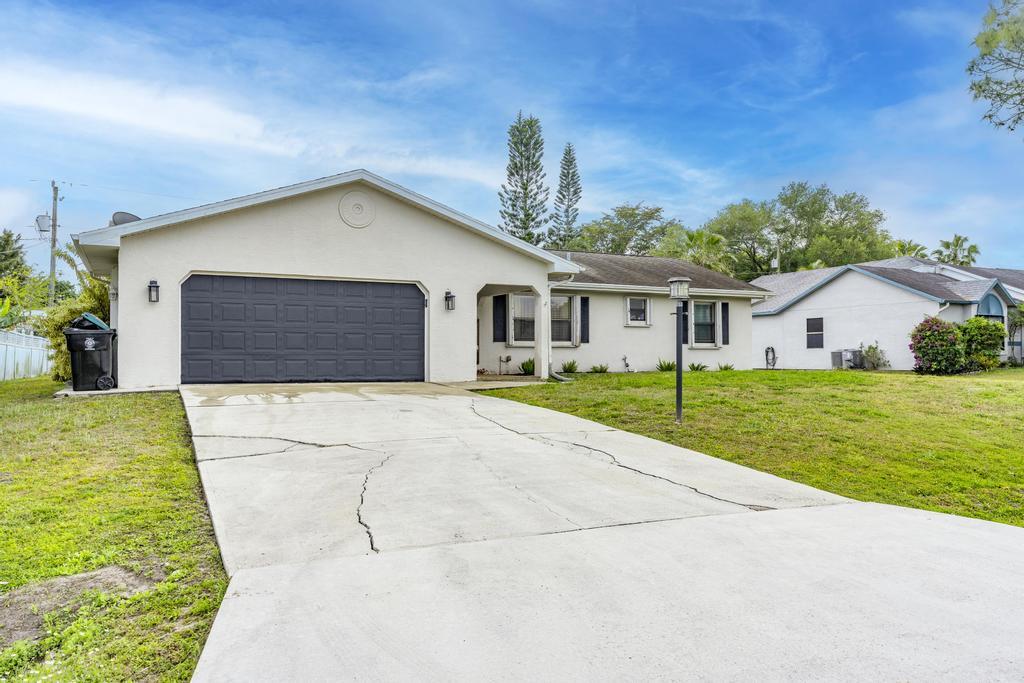 PORT ST LUCIE SECTION 25 - Residential