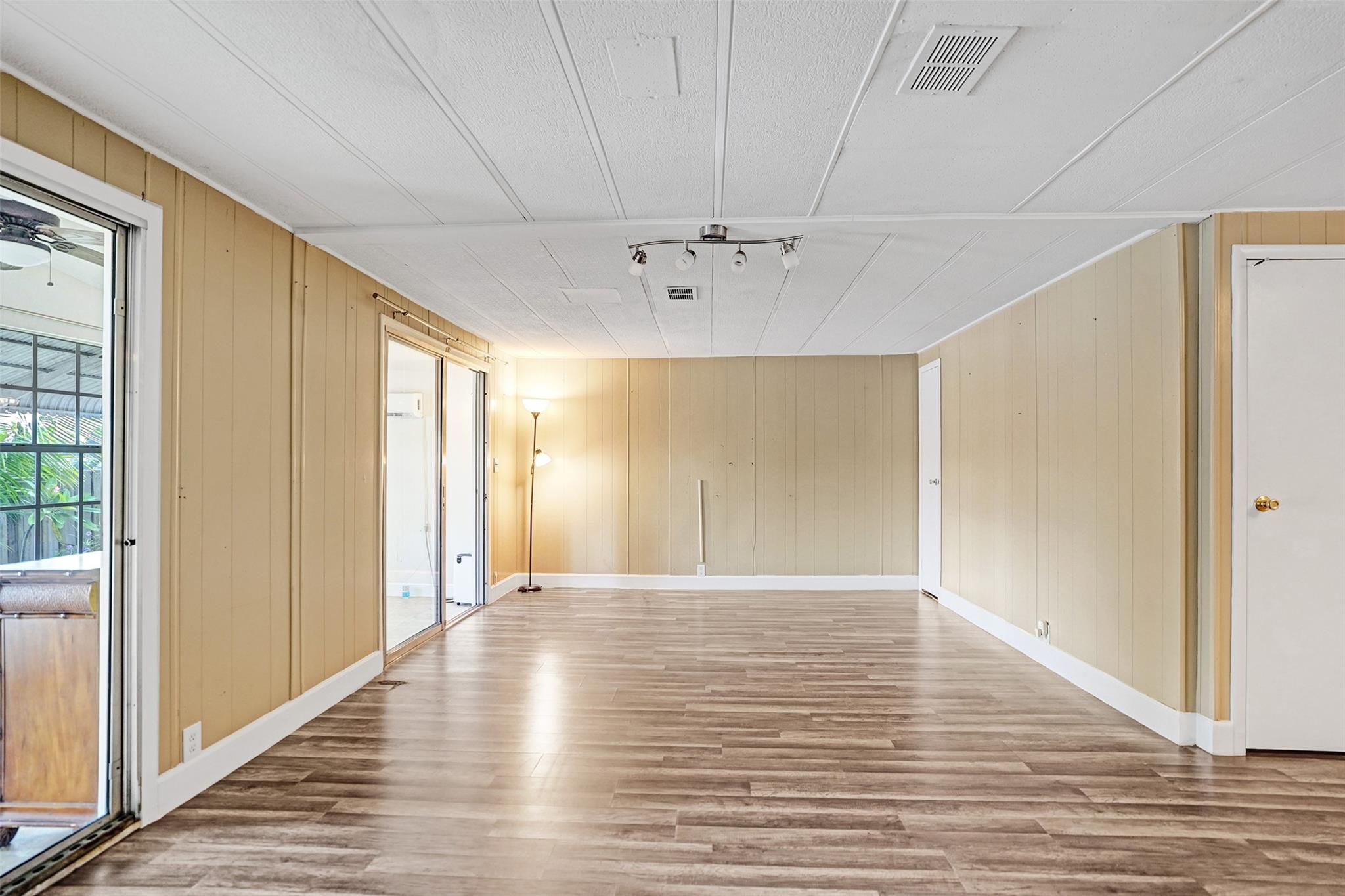 HERITAGE CITY SEC 2 - Residential