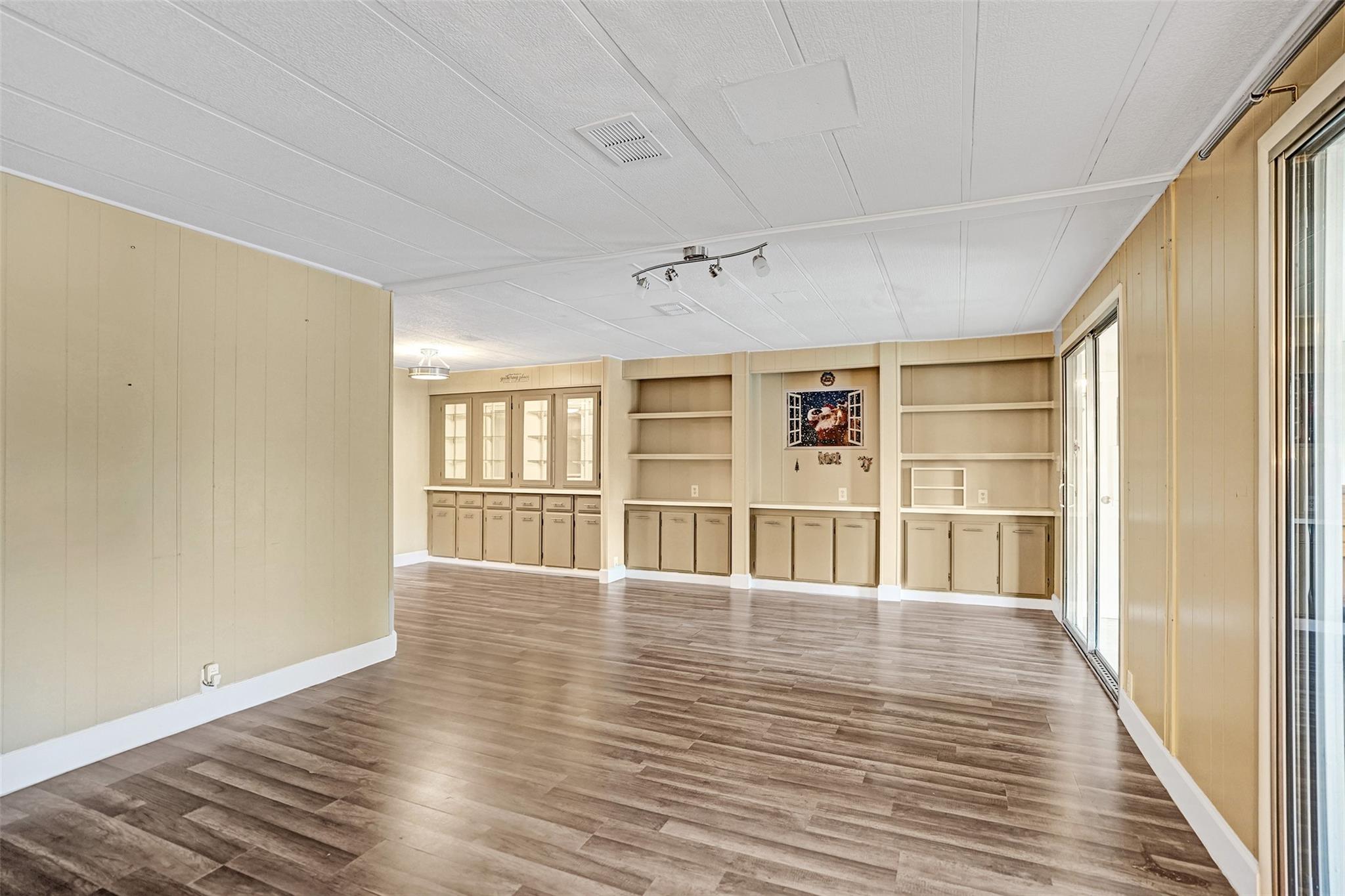 HERITAGE CITY SEC 2 - Residential