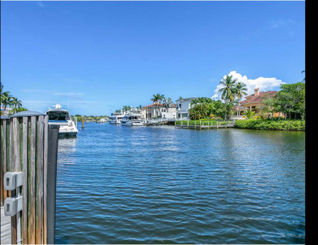 Photo of 191 COMMODORE Drive, Jupiter, FL 33477 (MLS # B26061493)