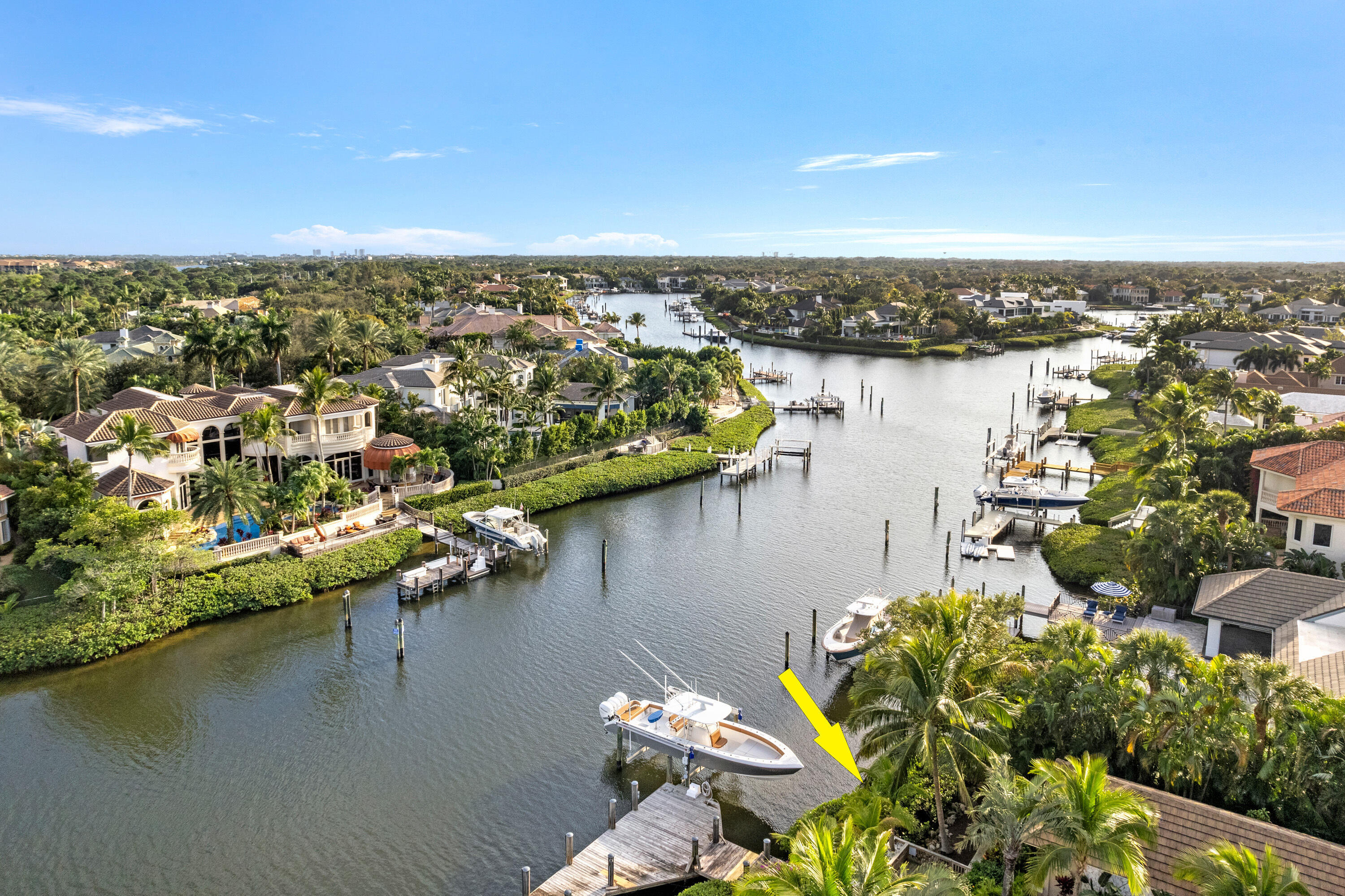 191 COMMODORE Drive