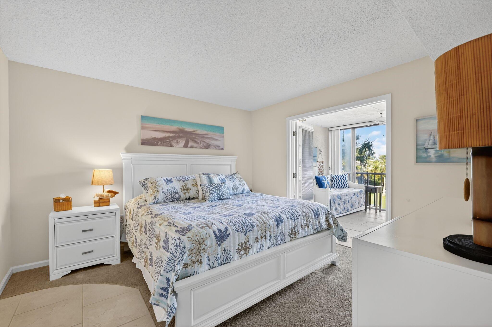 OCEAN VILLAGE - Residential