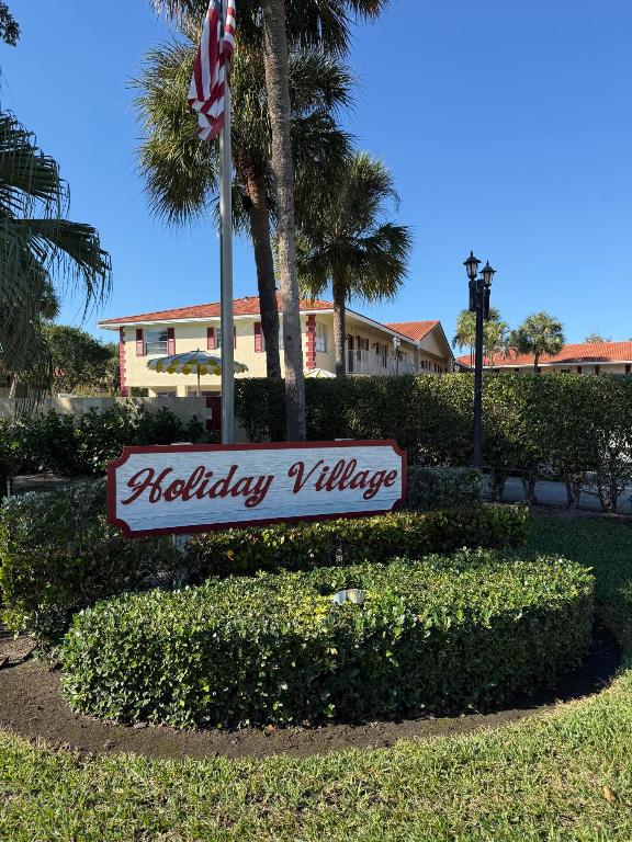 Holiday Village - Residential Lease