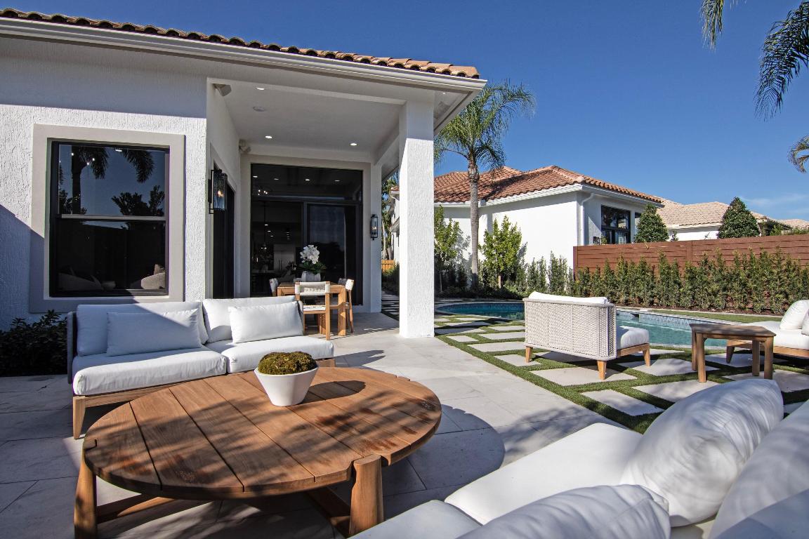 EAGLES LANDING OF P B POLO AND COUNTRY CLUB - Residential