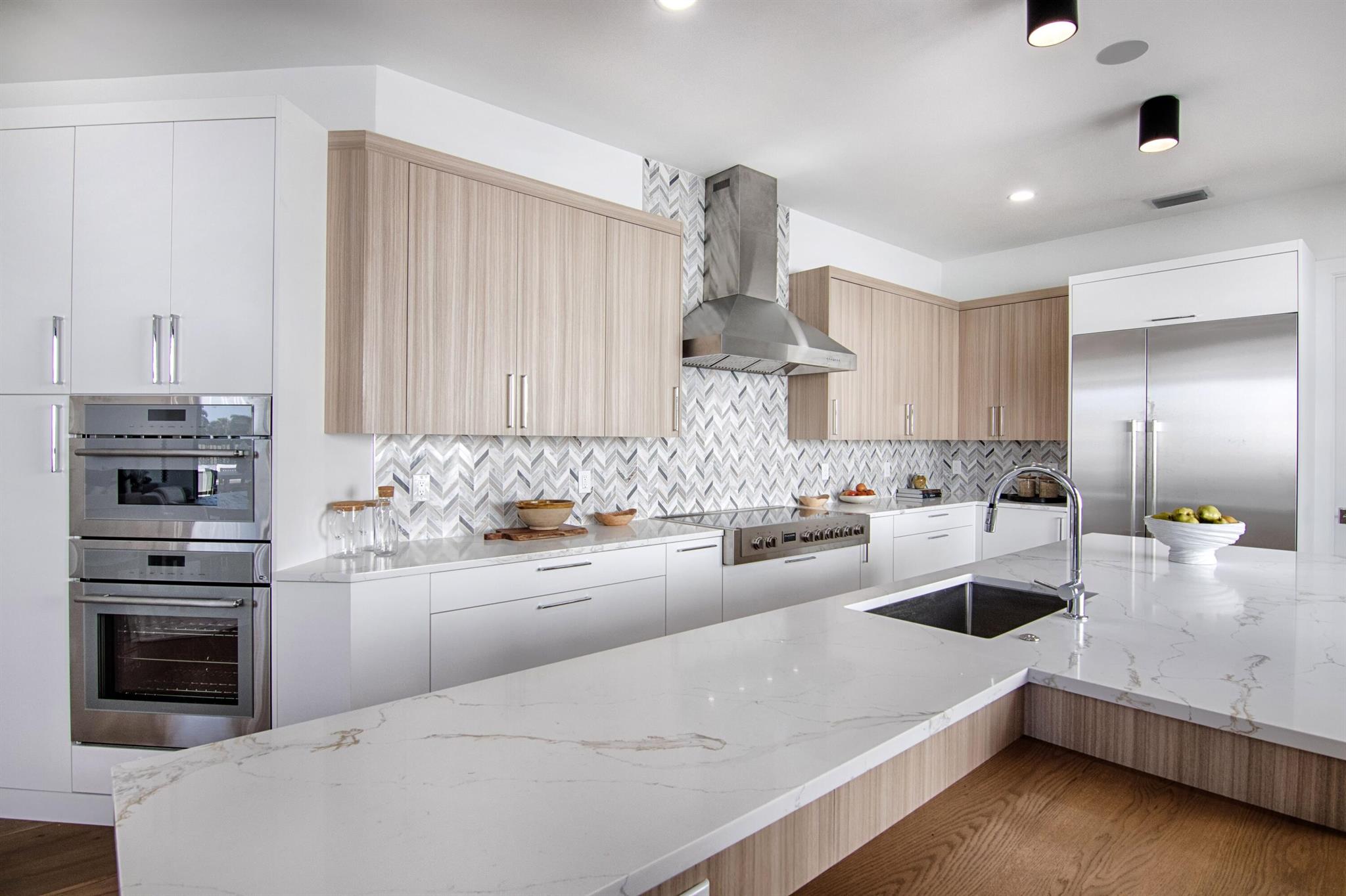 EAGLES LANDING OF P B POL - Residential