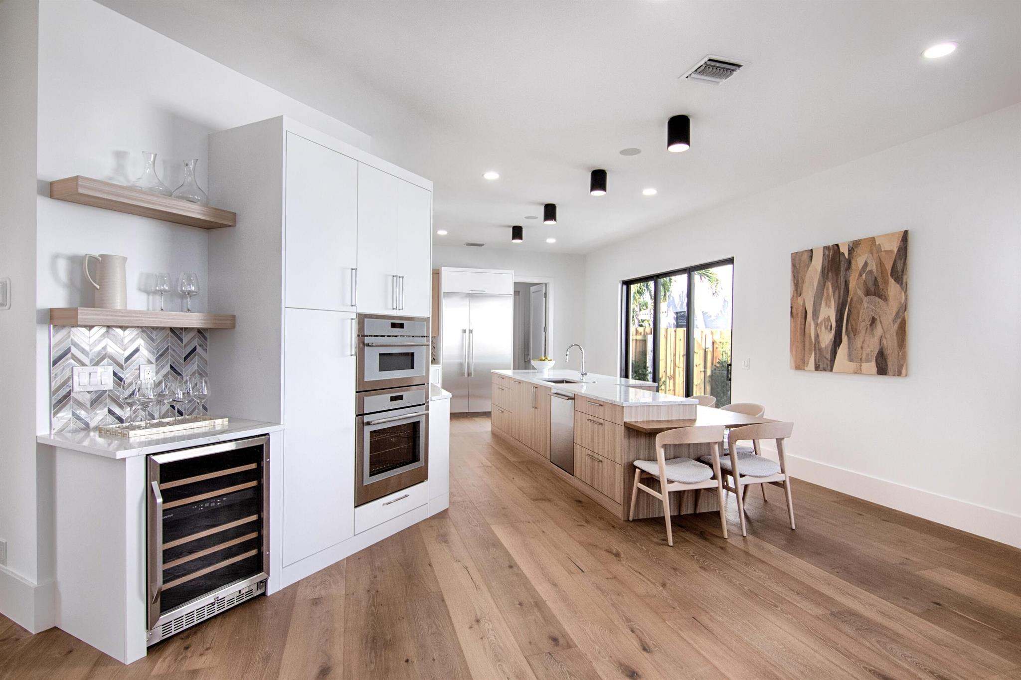 EAGLES LANDING OF P B POL - Residential