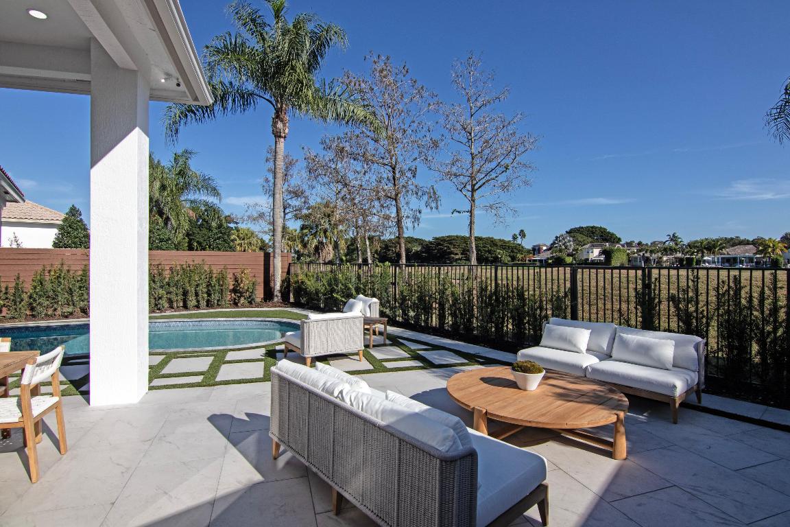 EAGLES LANDING OF P B POLO AND COUNTRY CLUB - Residential