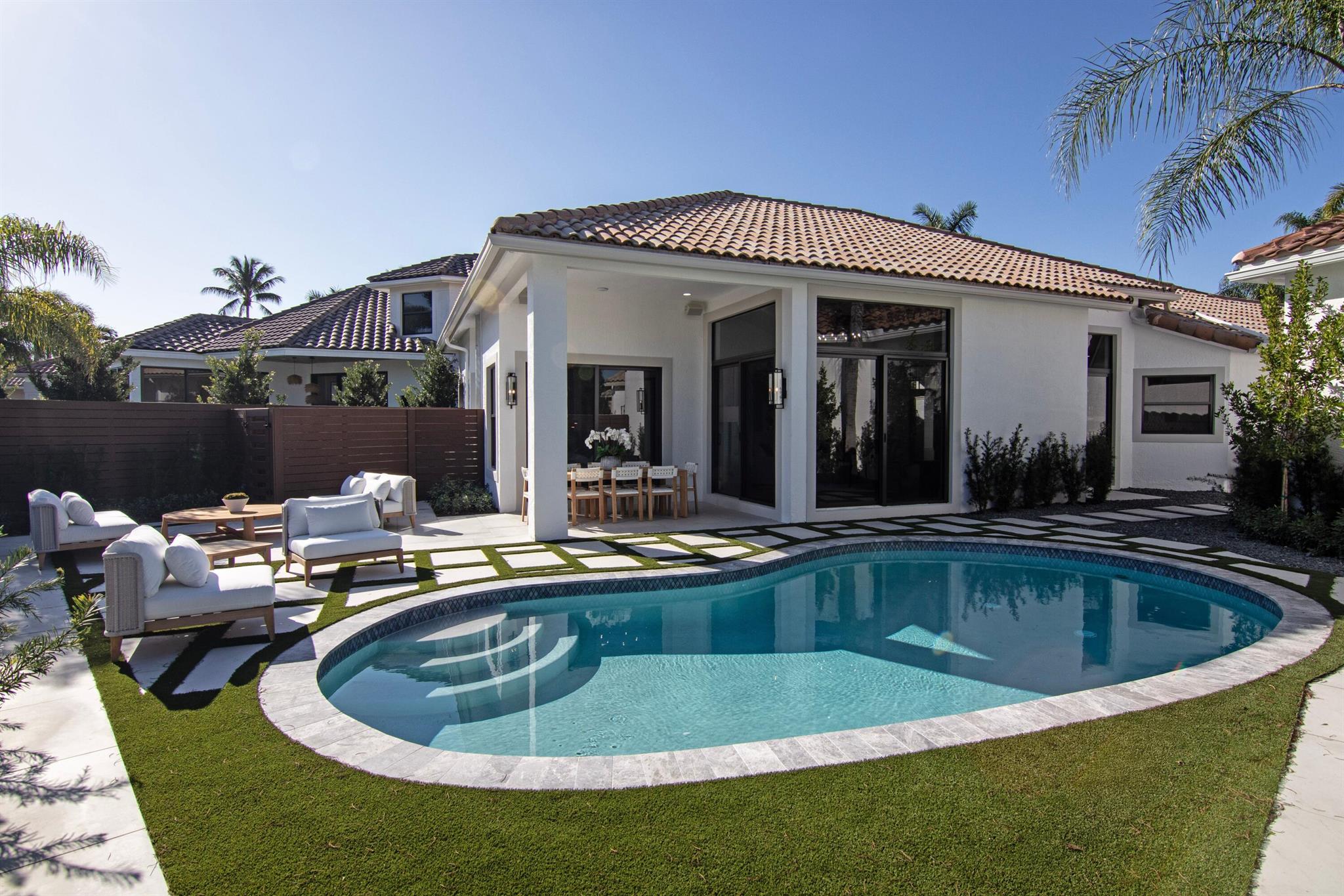 EAGLES LANDING OF P B POL - Residential