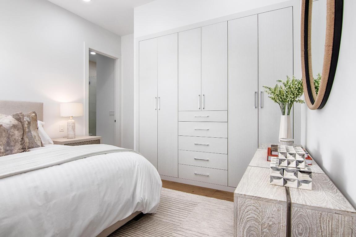 EAGLES LANDING OF P B POLO AND COUNTRY CLUB - Residential