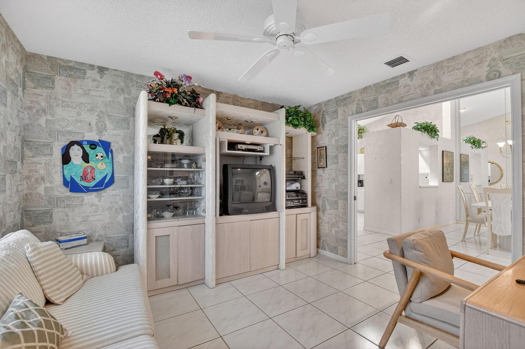 PALM ISLES I, II AND III CONDOS - Residential