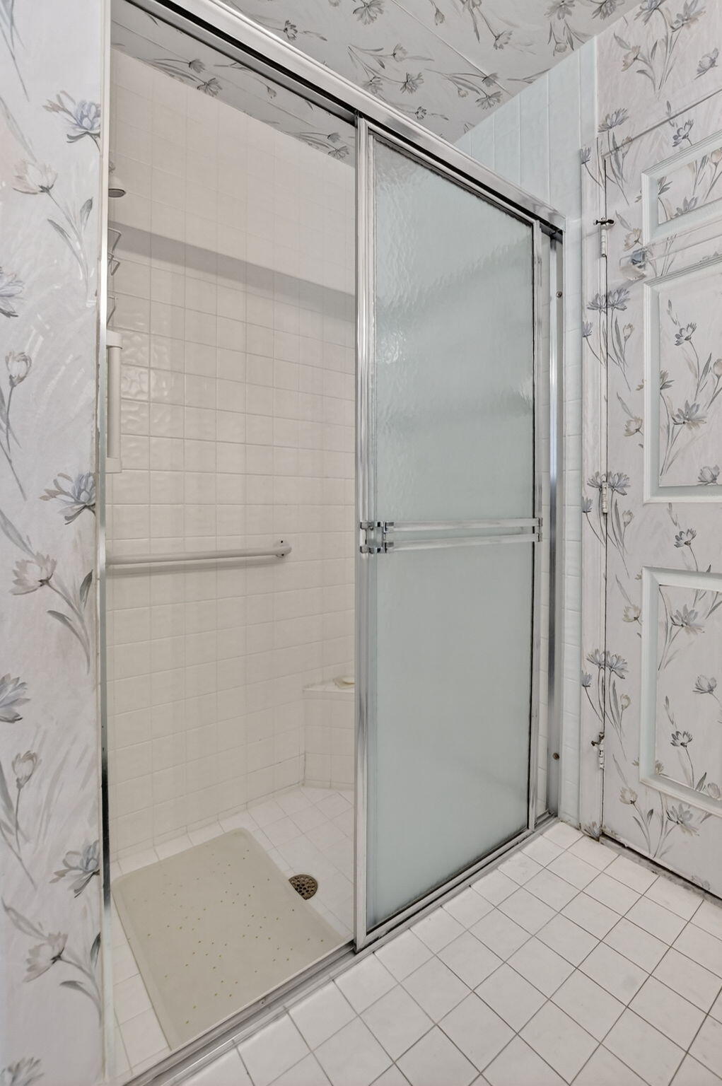 PALM ISLES I, II AND III CONDOS - Residential