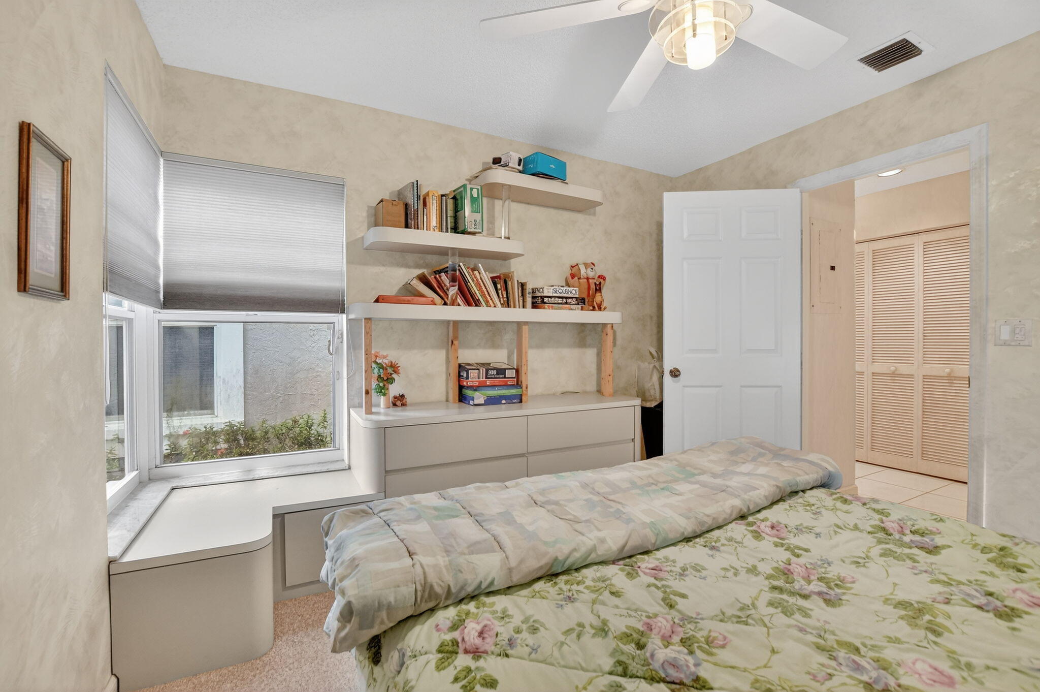 PALM ISLES I, II AND III CONDOS - Residential