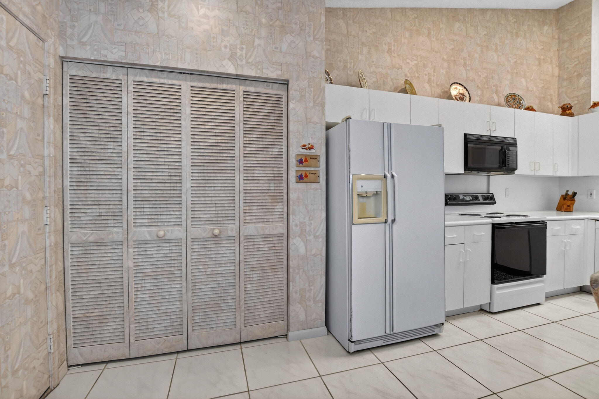 PALM ISLES I, II AND III CONDOS - Residential