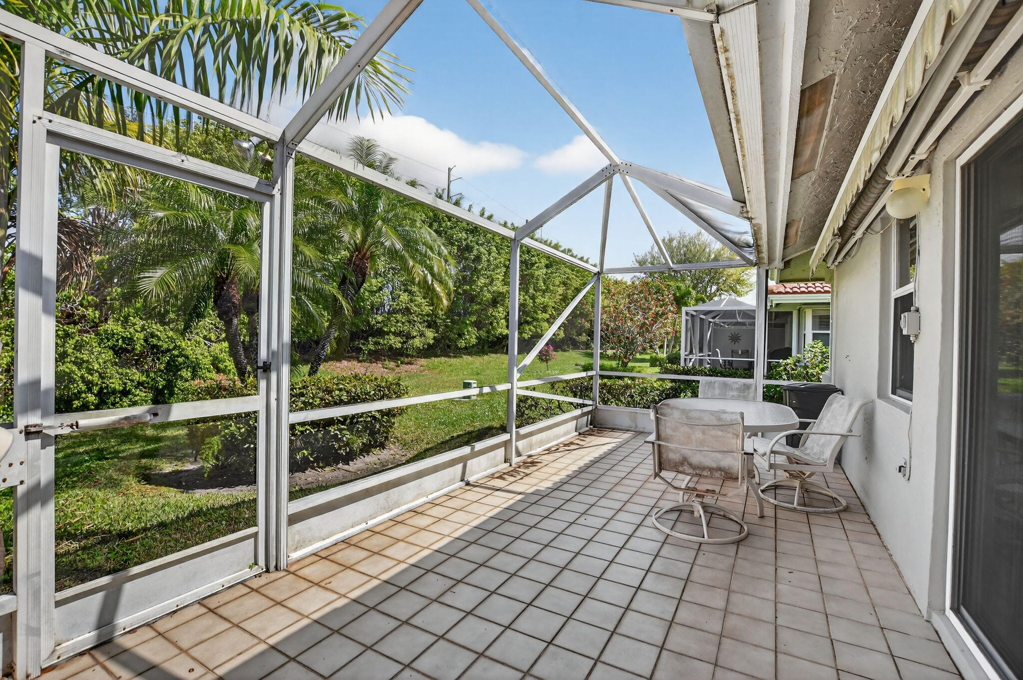 PALM ISLES I, II AND III CONDOS - Residential