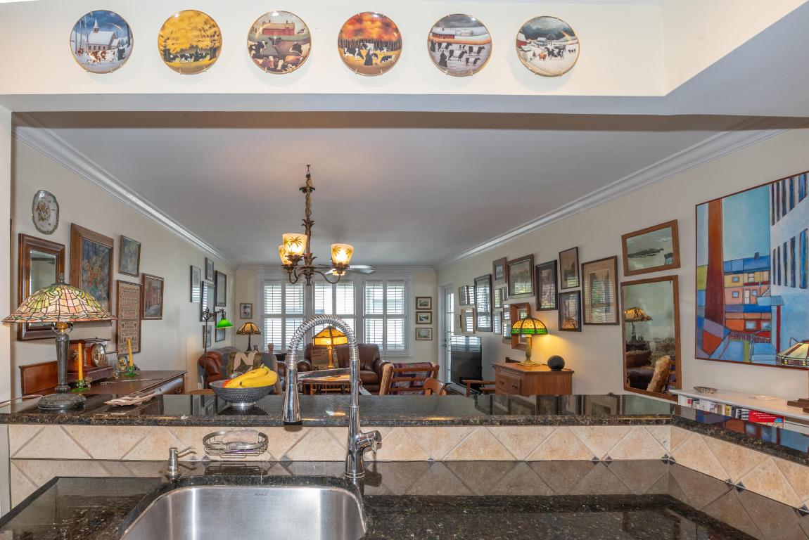 PALM LAKE 1 CONDO - Residential