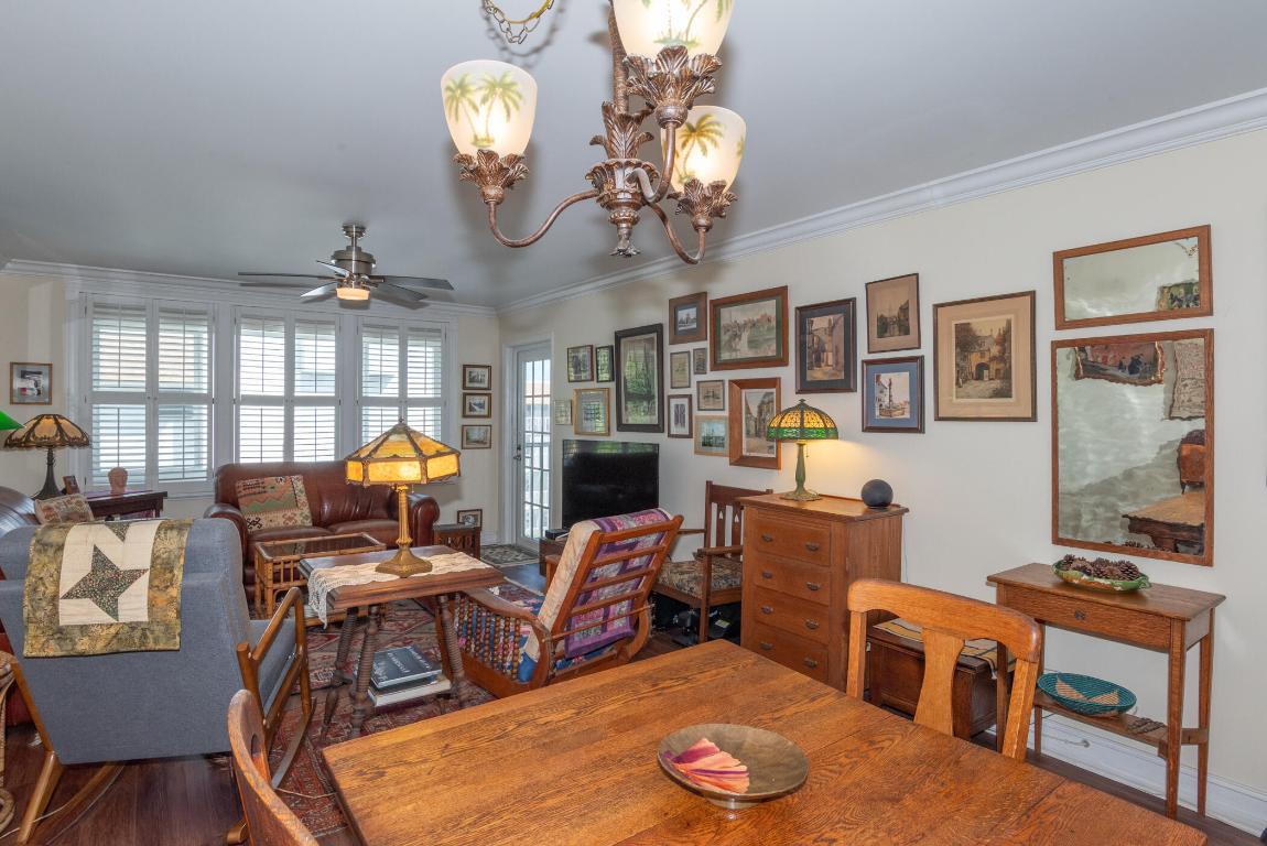 PALM LAKE 1 CONDO - Residential