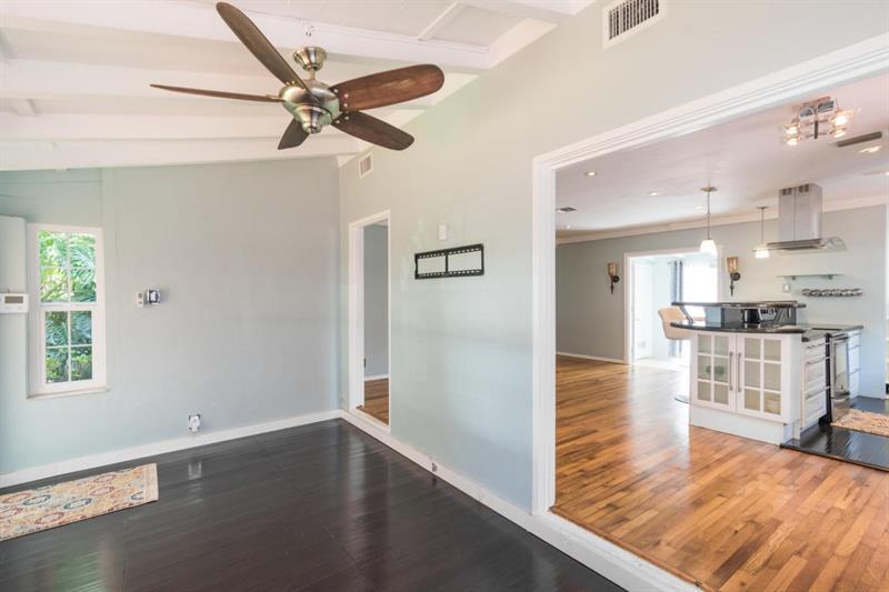 HOLMBERG & MC KEES - Residential Lease